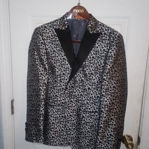 Macy's gray cheetah print blazer